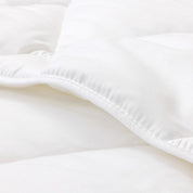 Couette légère synthétique - 200 g/m²