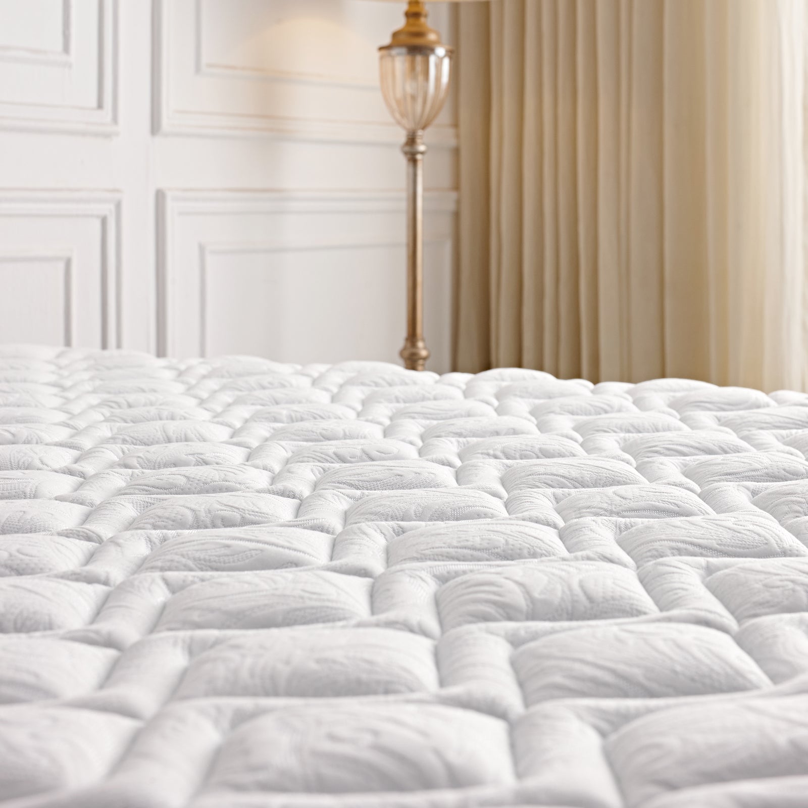 Matelas latex, ressorts ensachés, mémoire de forme